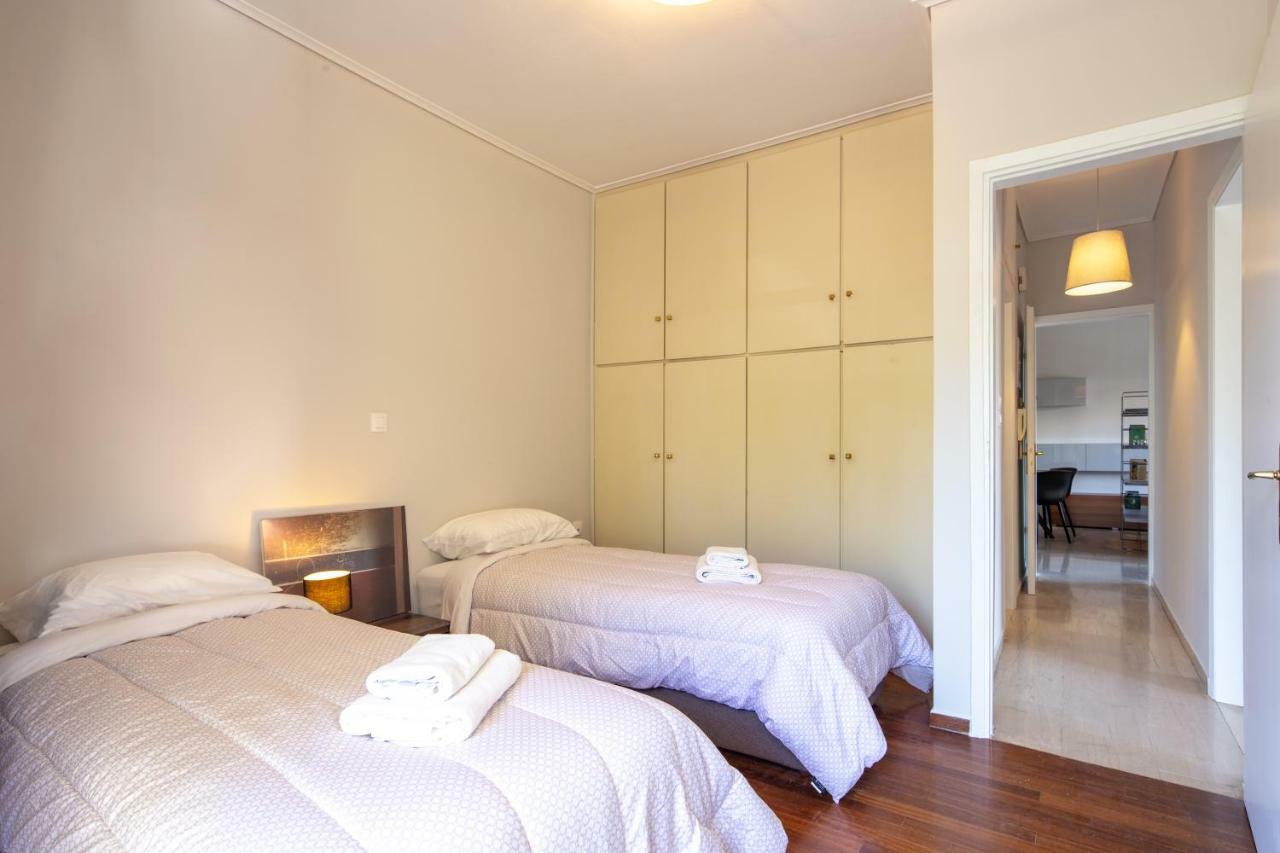 Kleio - Spacious Apartment In Glyfada Athen Eksteriør billede