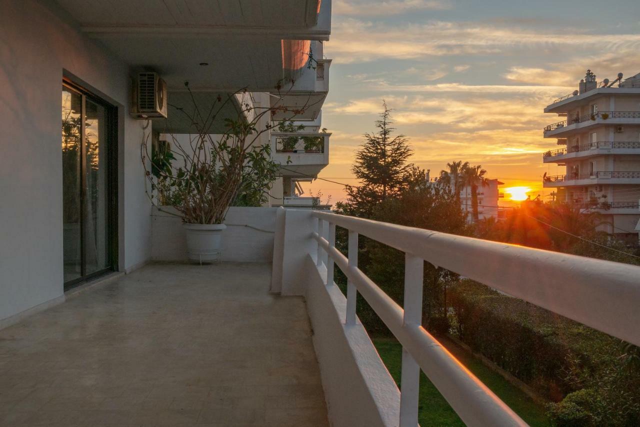 Kleio - Spacious Apartment In Glyfada Athen Eksteriør billede